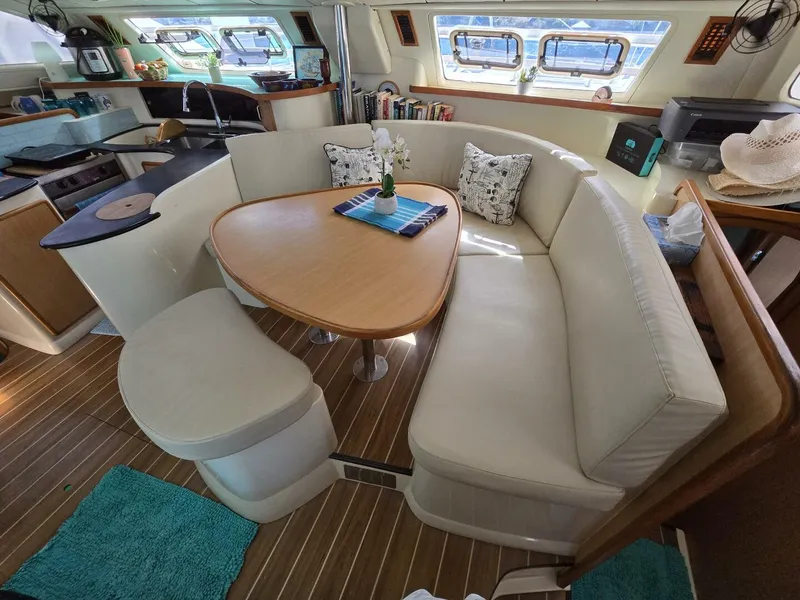 Slide: The Image of Robertson & Caine Leopard 2005 - 5714576