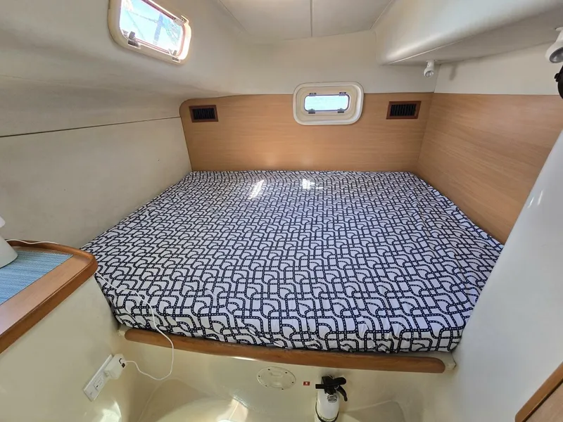 Slide: The Image of Robertson & Caine Leopard 2005 - 5714578