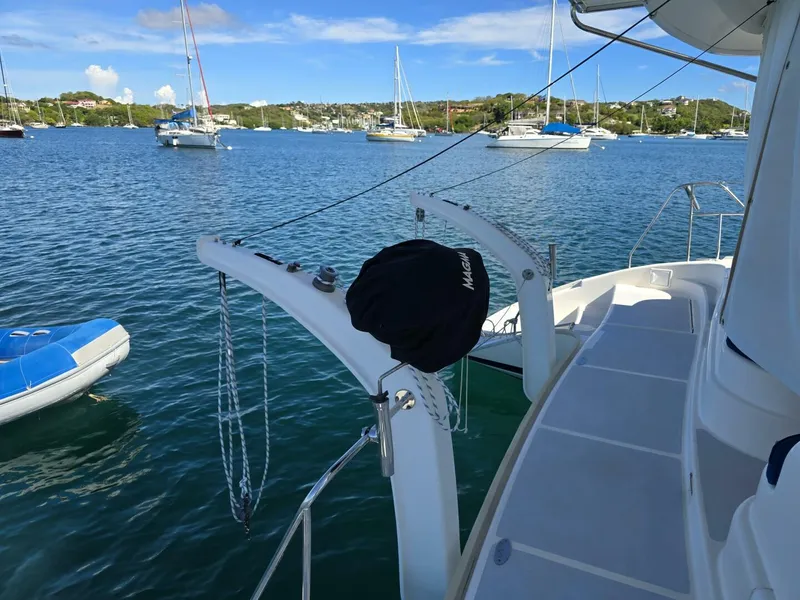 Slide: The Image of Robertson & Caine Leopard 2005 - 5714586