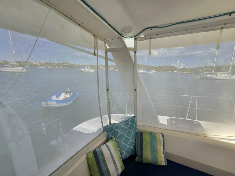 Slide: The Image of Robertson & Caine Leopard 2005 - 5714580