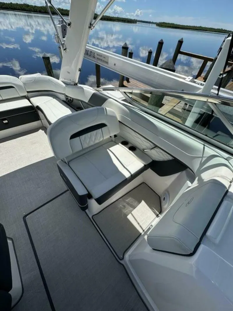 Slide: The Image of Regal 26 2021 - 5692774