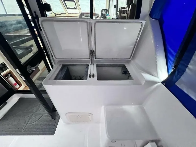 Slide: The Image of 0005406517 - 5693986