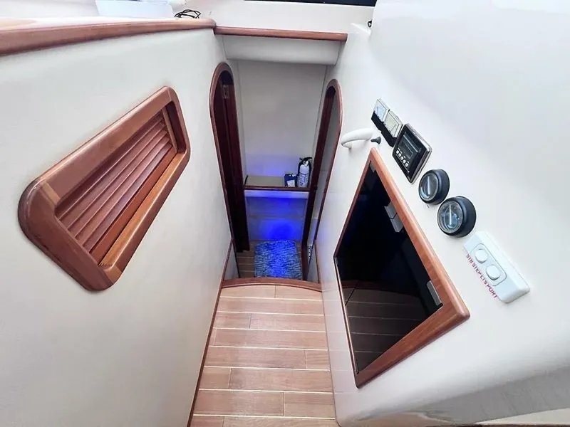 Slide: The Image of 0005406490 - 5694011