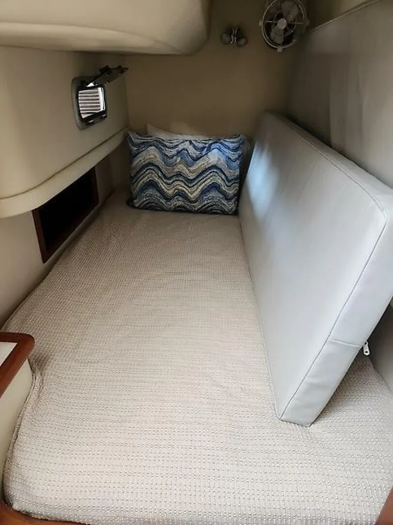 Slide: The Image of 0005404881 - 5694015