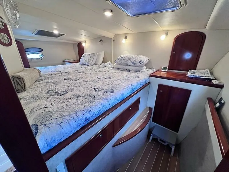 Slide: The Image of 0005406495 - 5694016