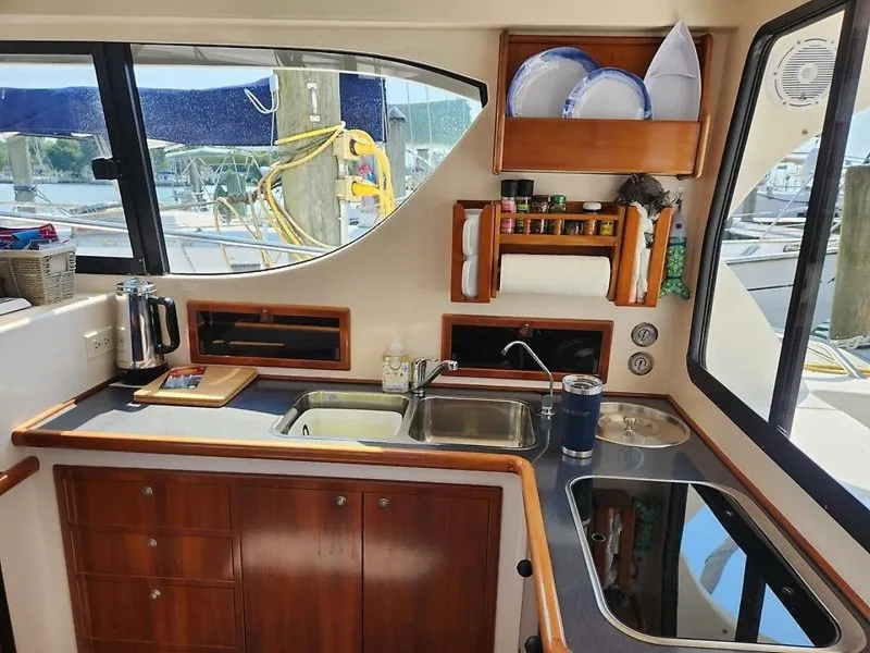 Slide: The Image of 0005404921 - 5693977