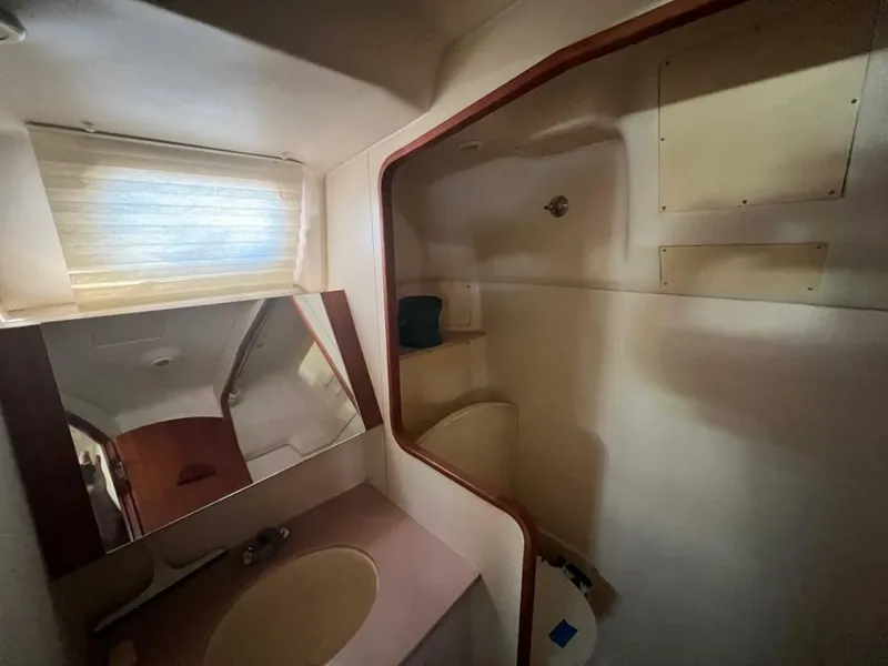 Slide: The Image of Rear Head - 5694291