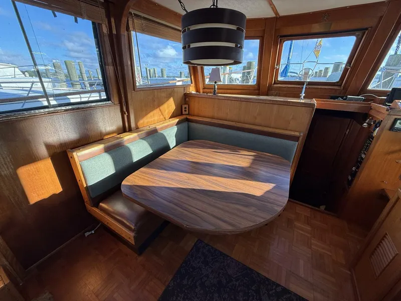 Slide: The Image of Marine Trader Double Cabin 1981 - 5694611