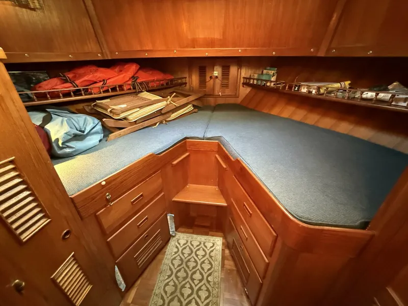 Slide: The Image of Marine Trader Double Cabin 1981 - 5694693
