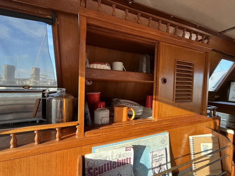 Slide: The Image of Marine Trader Double Cabin 1981 - 5694707