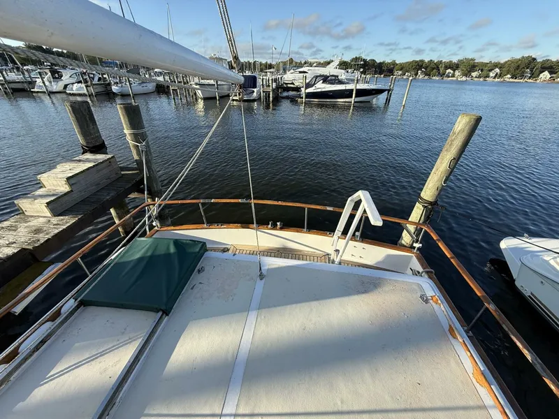 Slide: The Image of Marine Trader Double Cabin 1981 - 5694786