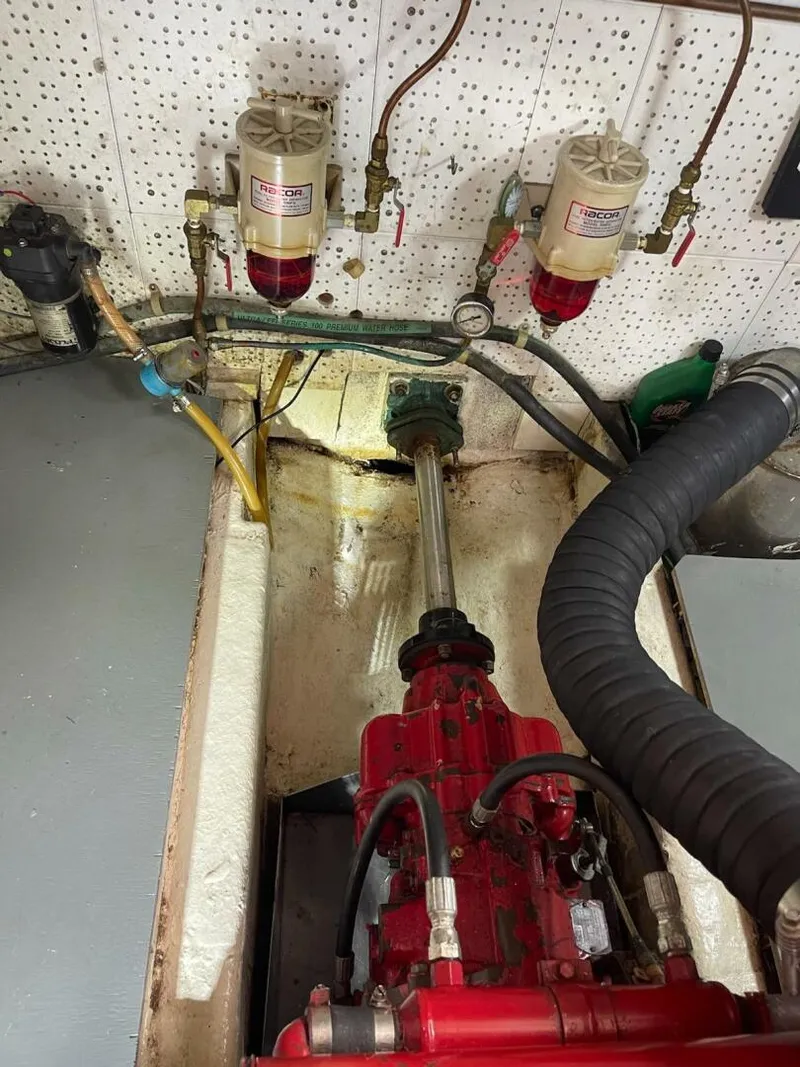 Slide: The Image of Marine Trader Double Cabin 1981 - 5694798