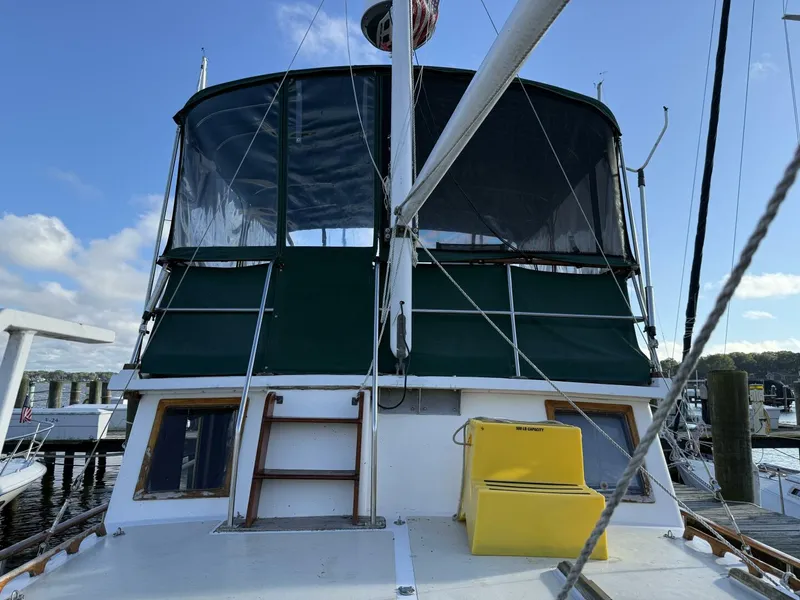 Slide: The Image of Marine Trader Double Cabin 1981 - 5694586