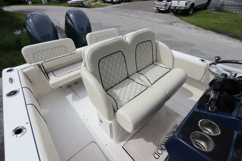 Slide: The Image of Blackwood 27 CC 2016 - 5698084