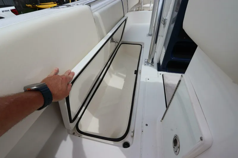 Slide: The Image of Blackwood 27 CC 2016 - 5698092