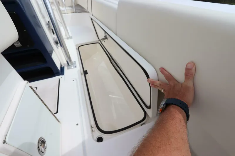 Slide: The Image of Blackwood 27 CC 2016 - 5698093