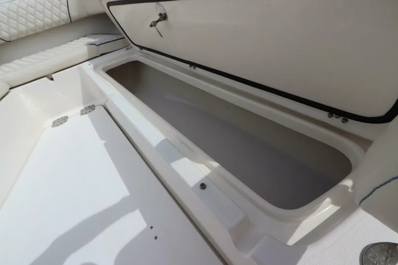 Slide: The Image of Blackwood 27 CC 2016 - 5698097