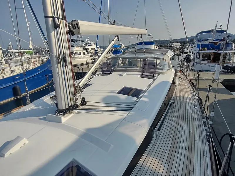 Slide: The Image of Beneteau Sense 57 2018 - 5732570