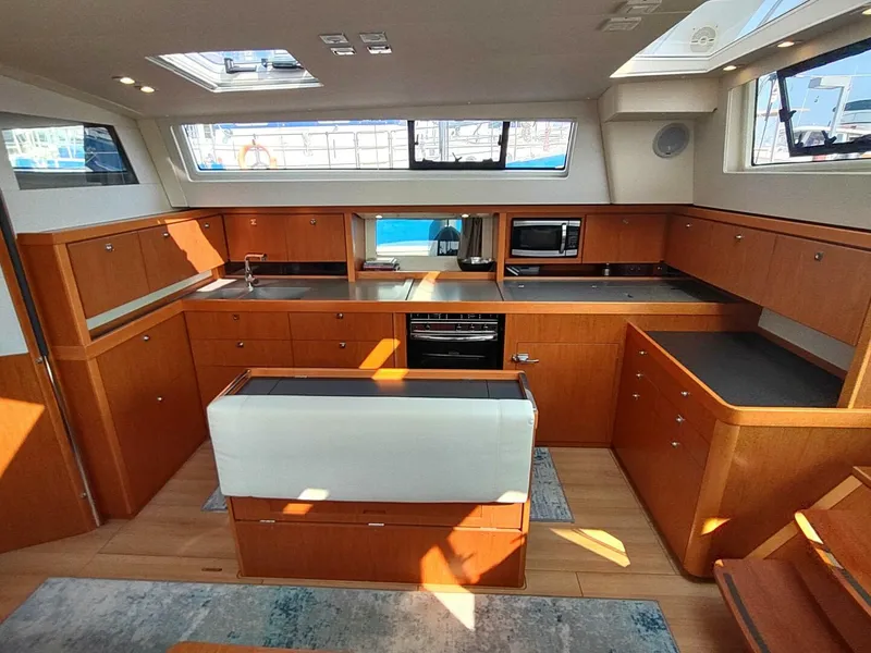 Slide: The Image of Beneteau Sense 57 2018 - 5732535