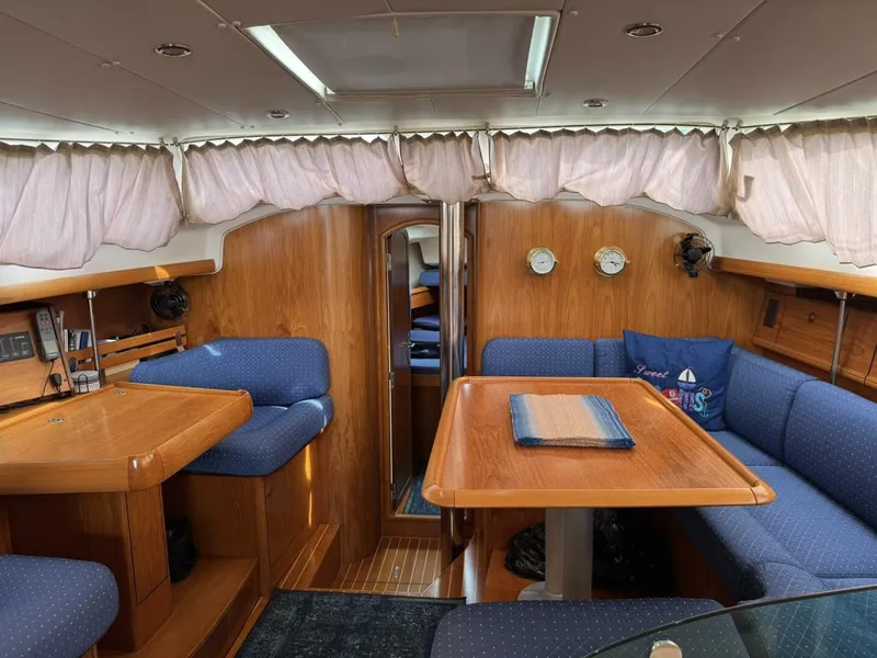 Slide: The Image of Jeanneau Sun Odyssey 43 DS 2003 - 5694817