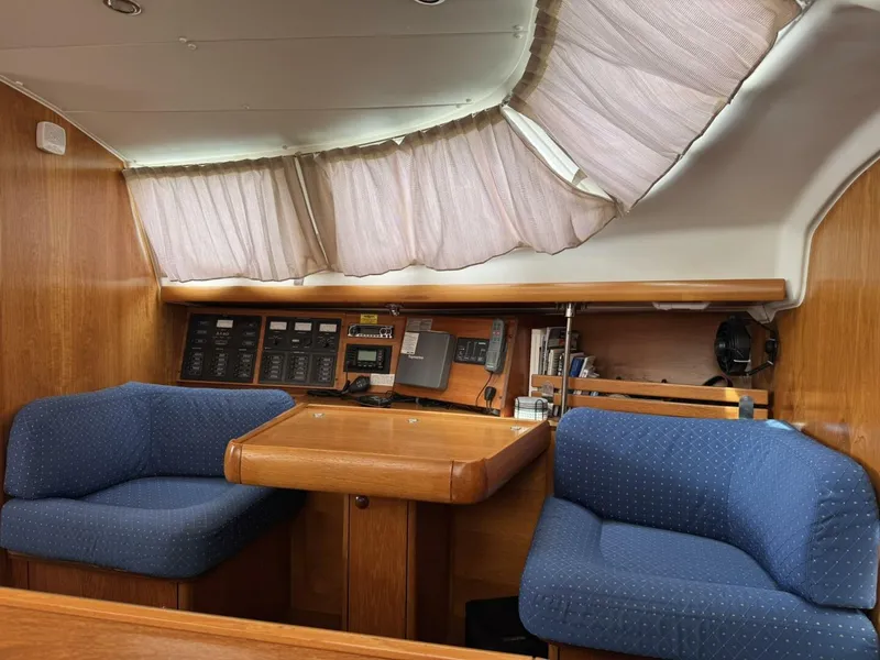 Slide: The Image of Jeanneau Sun Odyssey 43 DS 2003 - 5694806