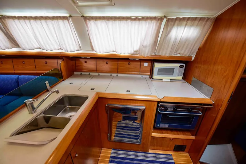 Slide: The Image of Jeanneau Sun Odyssey 43 DS 2003 - 5696955