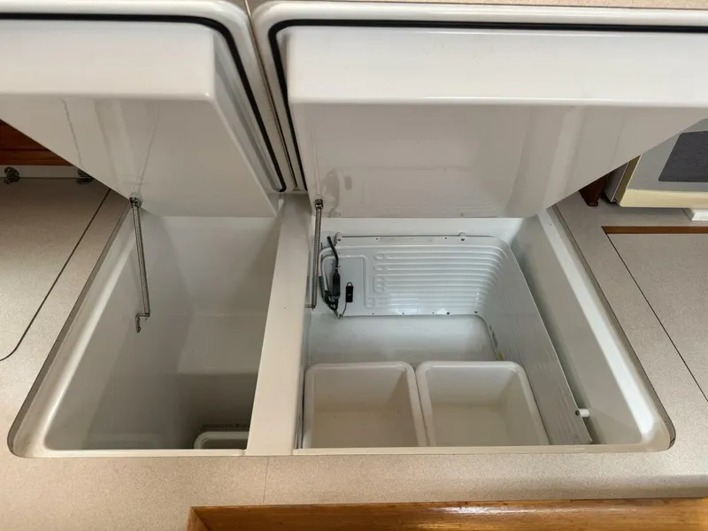 Slide: The Image of Jeanneau Sun Odyssey 43 DS 2003 - 5694829