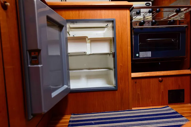 Slide: The Image of Jeanneau Sun Odyssey 43 DS 2003 - 5696959