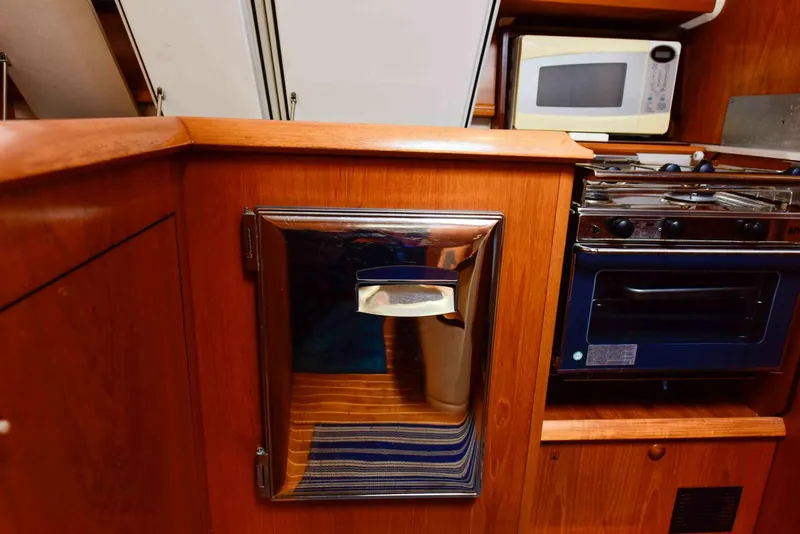 Slide: The Image of Jeanneau Sun Odyssey 43 DS 2003 - 5696960