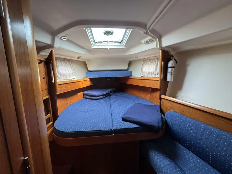 Slide: The Image of Jeanneau Sun Odyssey 43 DS 2003 - 5694811