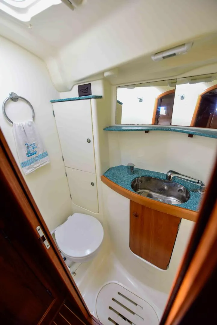 Slide: The Image of Jeanneau Sun Odyssey 43 DS 2003 - 5696815