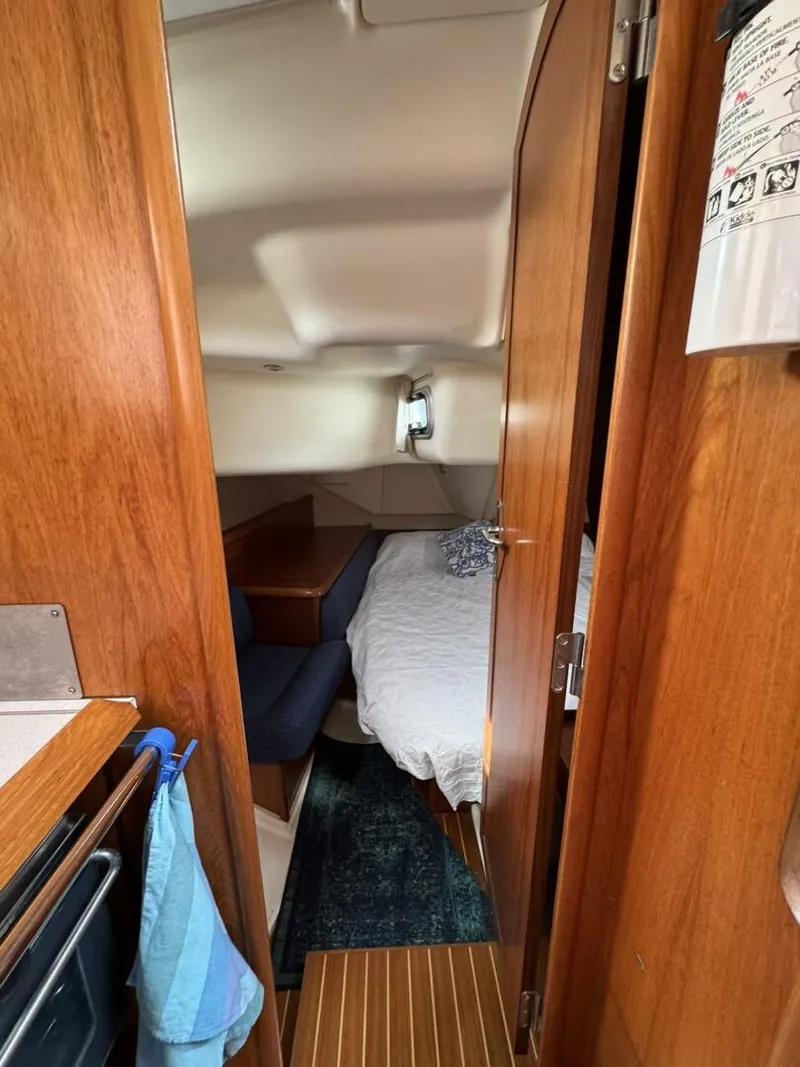 Slide: The Image of Jeanneau Sun Odyssey 43 DS 2003 - 5694822