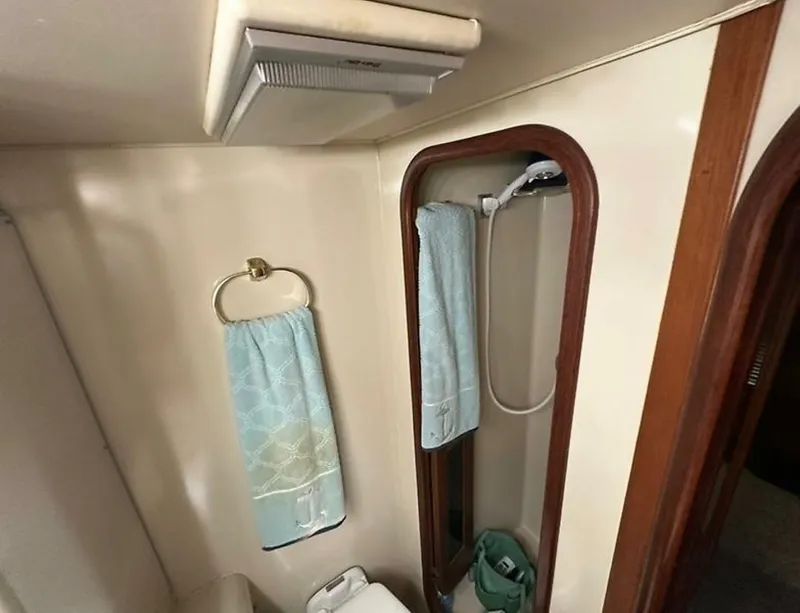 Slide: The Image of 0005407365 - 5694887