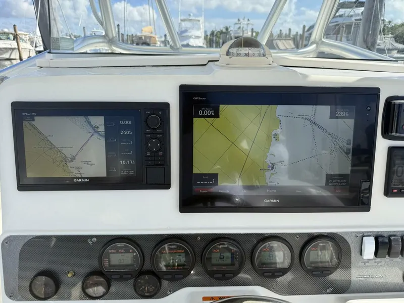 Slide: The Image of Hydra-Sports Vector 3300 CC 2007 - 5695067