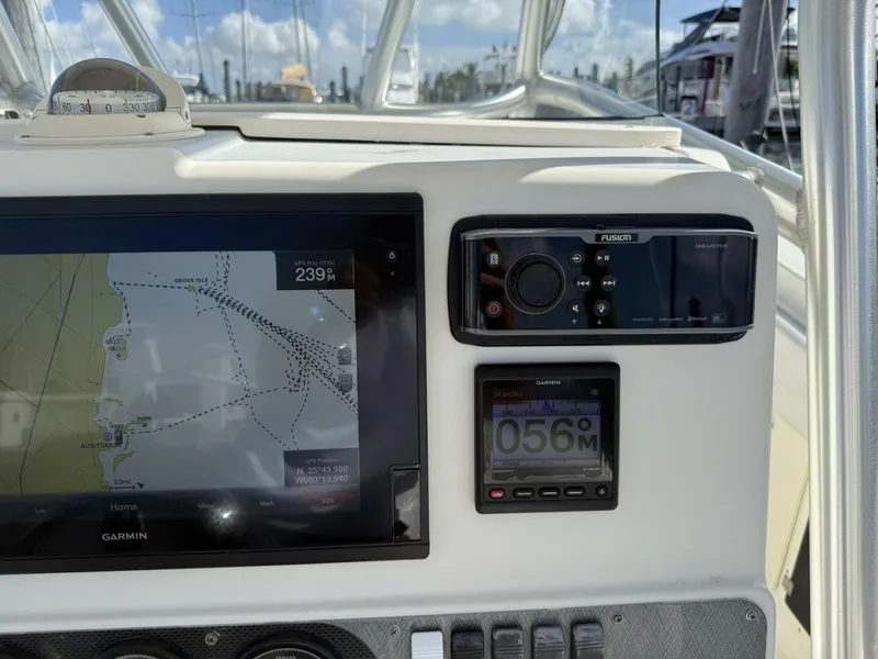 Slide: The Image of Hydra-Sports Vector 3300 CC 2007 - 5695068