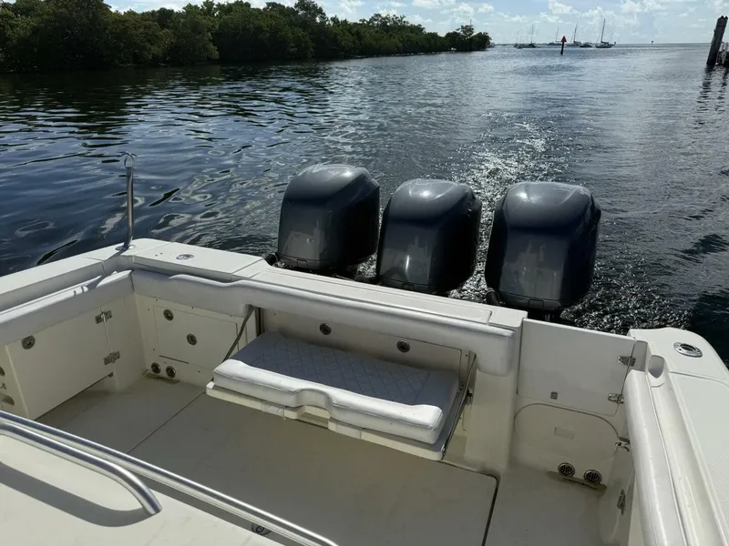 Slide: The Image of Hydra-Sports Vector 3300 CC 2007 - 5695078