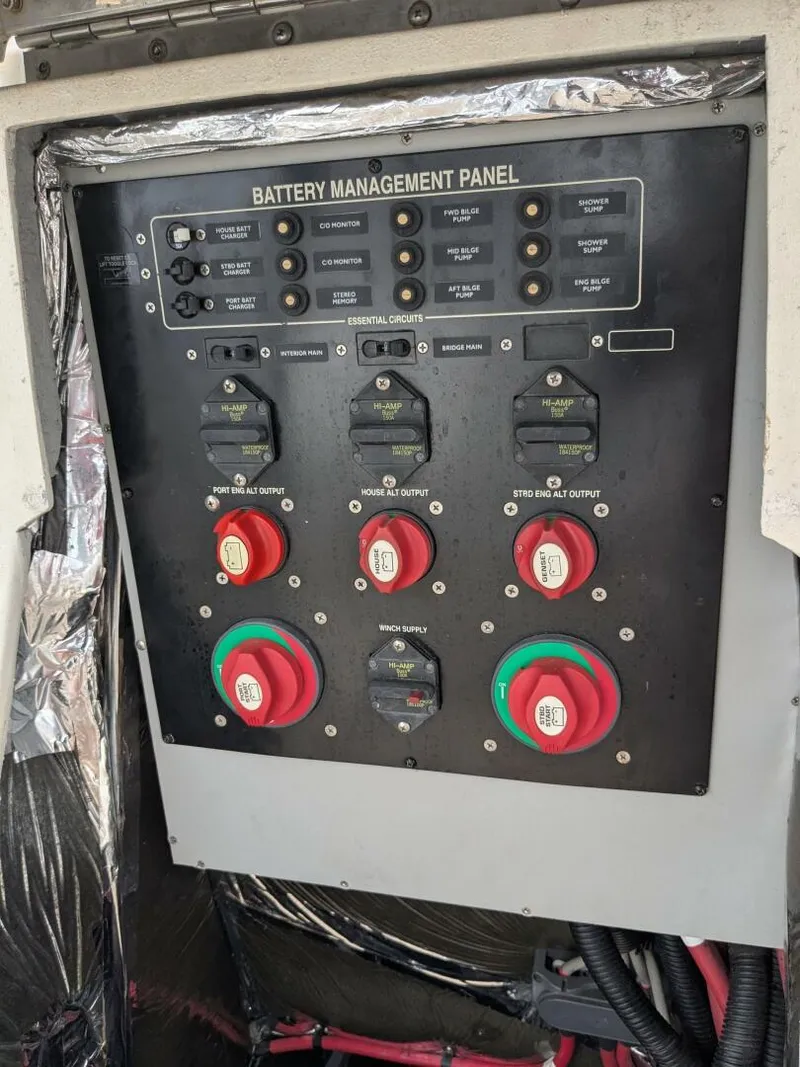 Slide: The Image of Meridian 411 2004 - 5700588