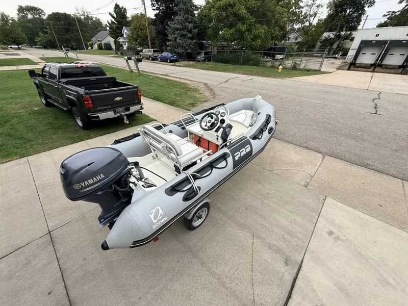 Slide: The Image of Zodiac Pro Classic 420 2014 - 5695089