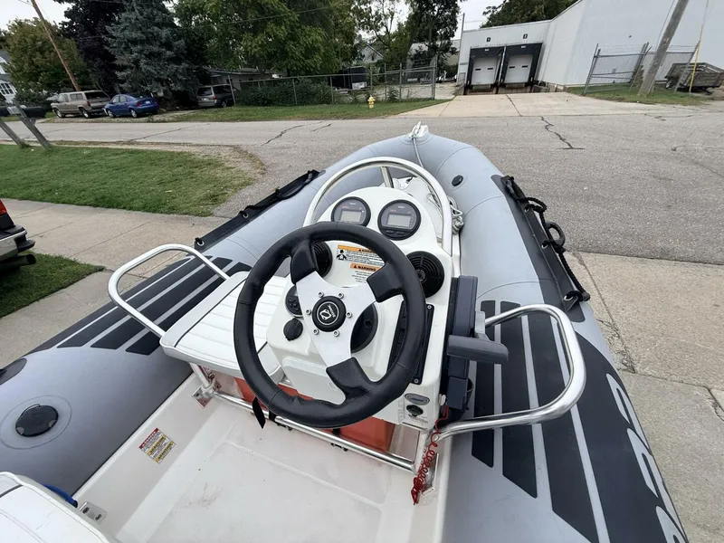 Slide: The Image of Zodiac Pro Classic 420 2014 - 5695092