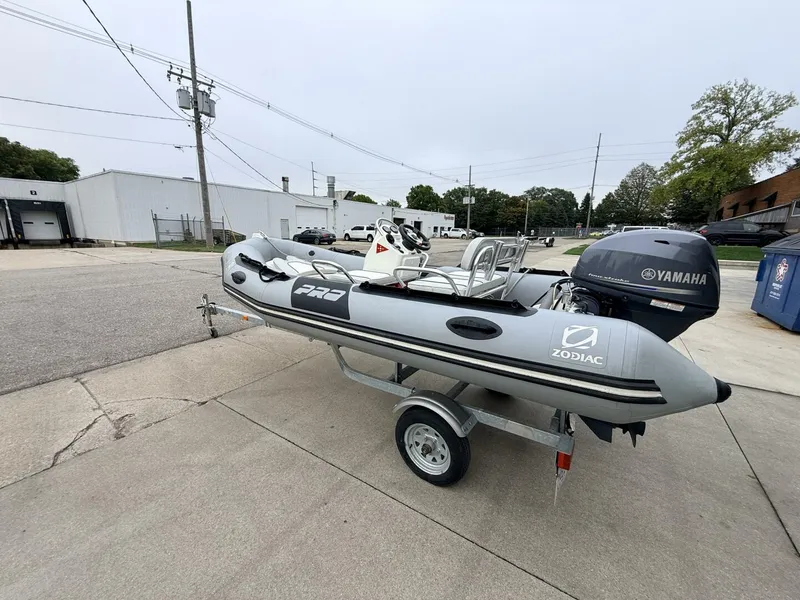 Slide: The Image of Zodiac Pro Classic 420 2014 - 5695098