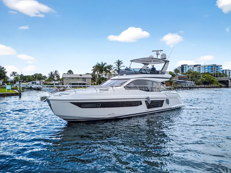 Slide: The Image of Azimut 53 FLY 2024 - 5695253