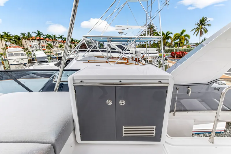 Slide: The Image of Azimut 53 FLY 2024 - 5695289