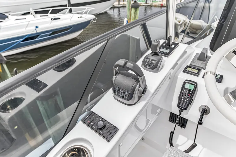 Slide: The Image of Azimut 53 FLY 2024 - 5695295