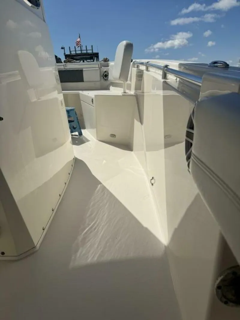 Slide: The Image of Cobia 240 CC 2020 - 5696246