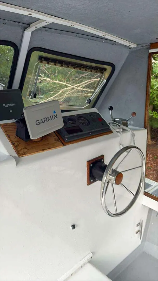 Slide: The Image of Sisu 26 Downeast 1980 - 5696214