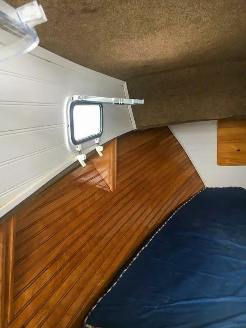 Slide: The Image of Sisu 26 Downeast 1980 - 5696216