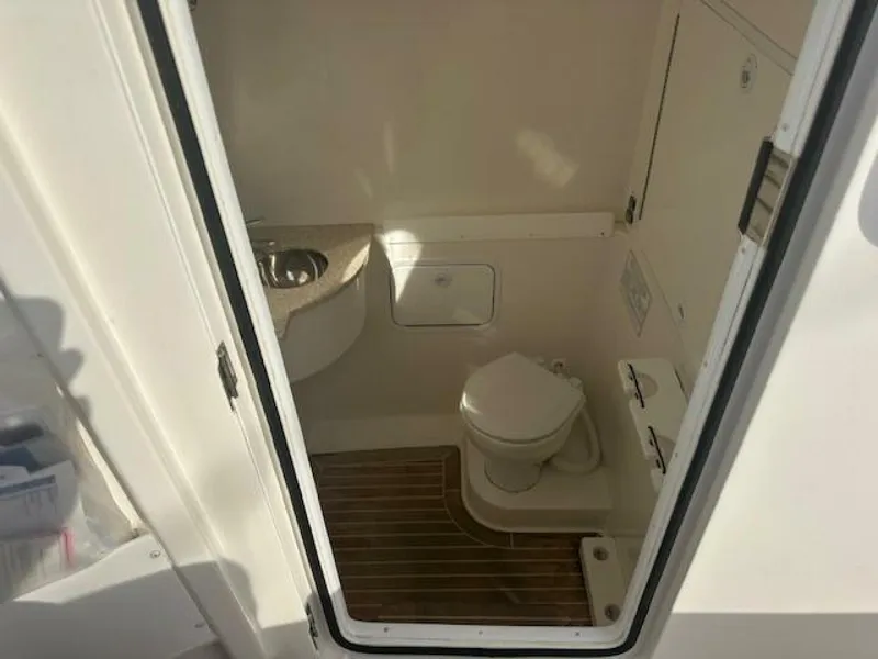 Slide: The Image of Regulator Marine 31 2017 - 5696400