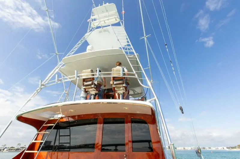 Slide: The Image of Custom 2004 Ebony - Salony Sportfish - Flybridge - 5696318