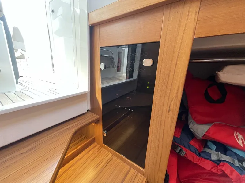 Slide: The Image of Nimbus T11 2021 - 5696498