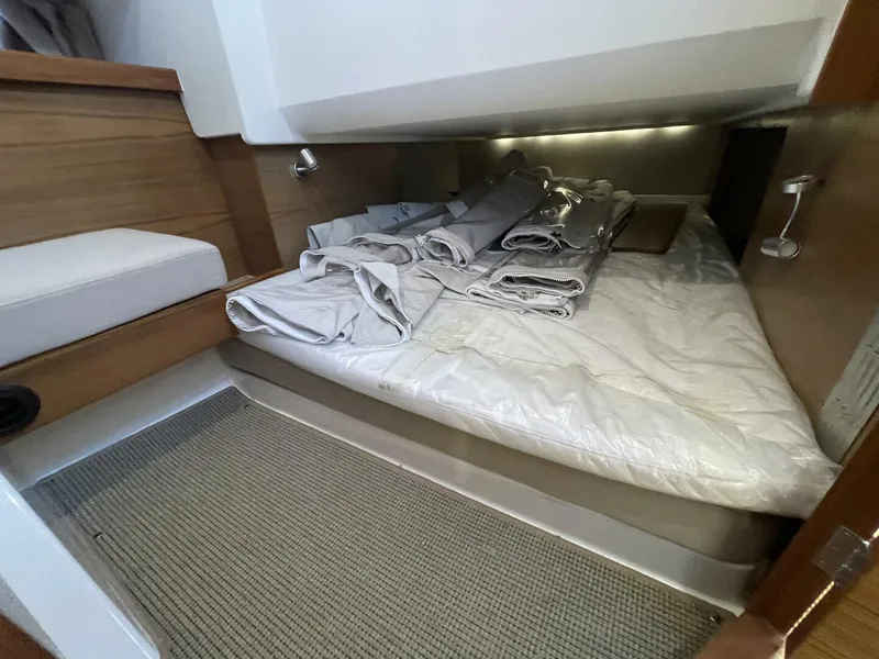 Slide: The Image of Nimbus T11 2021 - 5696541